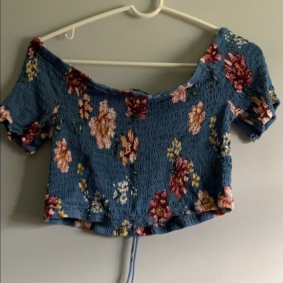 off shoulder shirt - Picture 2 of 2